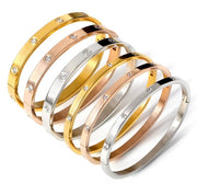 Gold Standard Bangle (4mm)